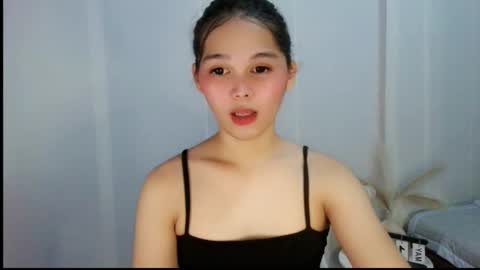 Snapshot of louilalicious chatting on May 18, 5:57 am louilalicious online show from May 18, 5:57 am