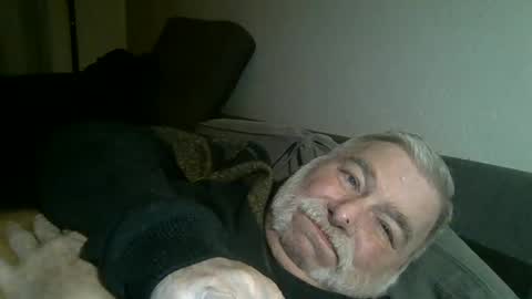 Snapshot of louis_chokdee chatting on December 22, 7:10 pm louis_chokdee online show from December 22, 7:10 pm