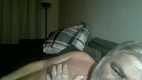 Snapshot of louis_chokdee chatting on January 25, 6:24 pm louis_chokdee online show from January 25, 6:24 pm