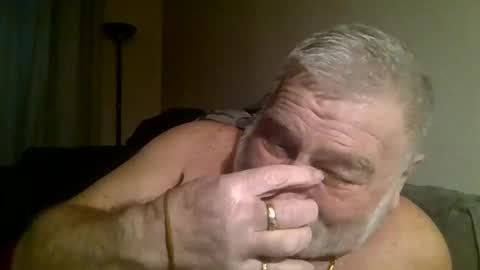 Snapshot of louis_chokdee chatting on February 13, 5:11 pm louis_chokdee online show from February 13, 5:11 pm