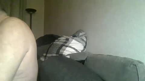 Snapshot of louis_chokdee chatting on February 20, 6:02 pm louis_chokdee online show from February 20, 6:02 pm