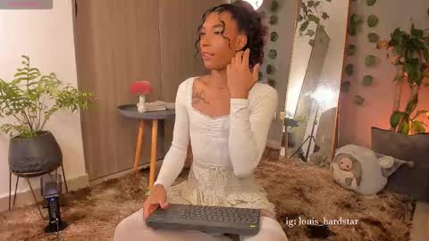 Snapshot of louis_hardstar chatting on March 16, 12:38 am Louis Valdz online show from March 16, 12:38 am