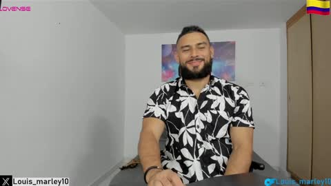 louis_marley_ online show from January 26, 1:31 am