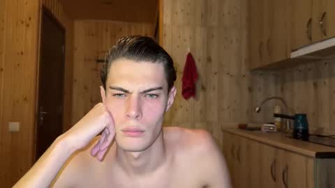 Snapshot of louis_preston chatting on December 2, 6:36 pm Mark online show from December 2, 6:36 pm