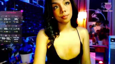 Snapshot of louisassy chatting on June 21, 3:20 am Louisa online show from June 21, 3:20 am