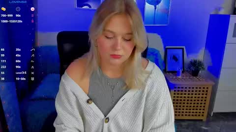 Loise online show from October 26, 8:48 pm