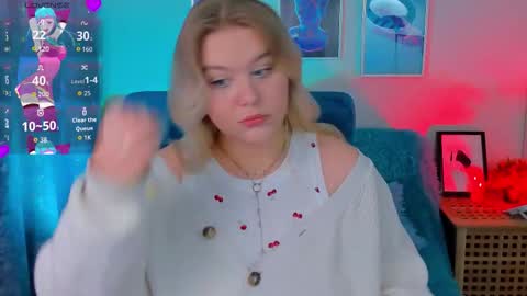 Loise online show from November 22, 10:09 pm