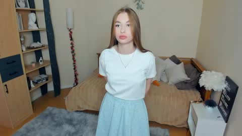 Aurora online show from April 8, 7:30 am