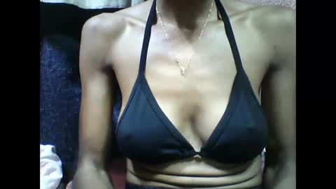 lovaelisa online show from November 17, 5:13 am