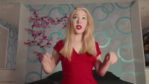 Snapshot of lovamanda chatting on May 25, 10:49 pm lovamanda online show from May 25, 10:49 pm