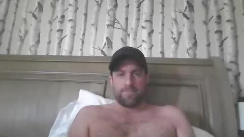 Snapshot of love2show21 chatting on October 3, 6:27 pm love2show21 online show from October 3, 6:27 pm