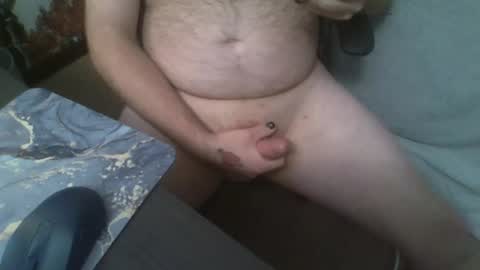 Snapshot of love2stroke2023 chatting on July 17, 6:20 am Love2stroke online show from July 17, 6:20 am