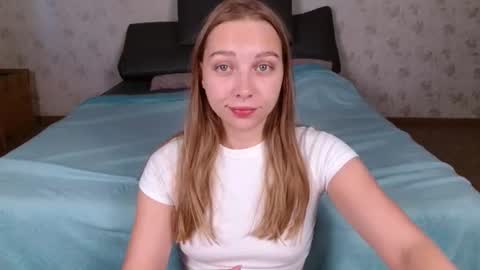 love bella  online show from July 23, 12:24 am