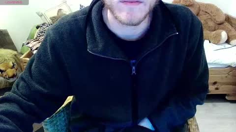 Snapshot of love_bert chatting on February 27, 8:09 pm Love bert online show from February 27, 8:09 pm