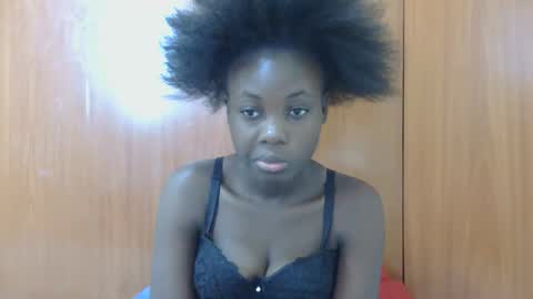 Snapshot of love_doe1 chatting on December 5, 9:29 am doe online show from December 5, 9:29 am