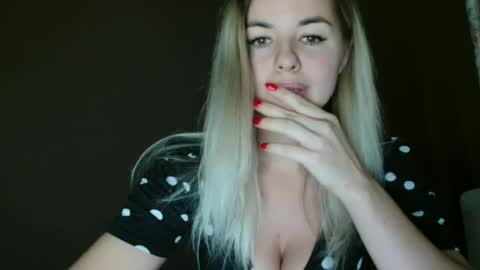 Megane online show from November 28, 8:39 am