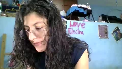 love_electra online show from November 9, 6:28 pm