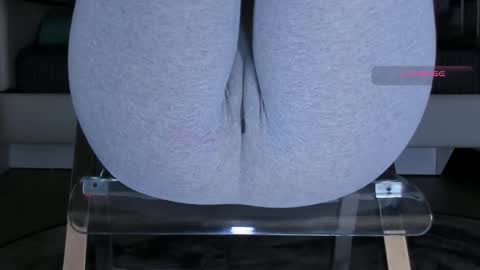 Snapshot of love_hard_kiru chatting on May 26, 7:15 am Kira online show from May 26, 7:15 am