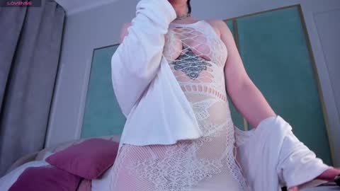 Lola online show from January 10, 7:25 am