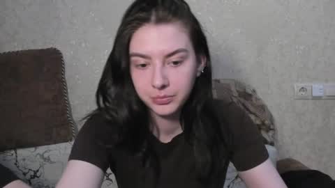 LINA online show from March 29, 1:11 pm