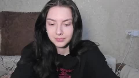 Snapshot of love_lina_muuur chatting on June 25, 6:12 pm LINA online show from June 25, 6:12 pm