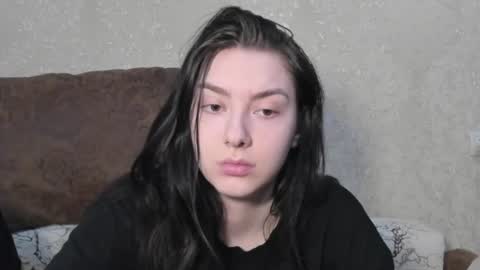 Snapshot of love_lina_muuur chatting on June 26, 6:23 pm LINA online show from June 26, 6:23 pm