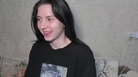 Snapshot of love_lina_muuur chatting on July 31, 9:47 pm LINA online show from July 31, 9:47 pm