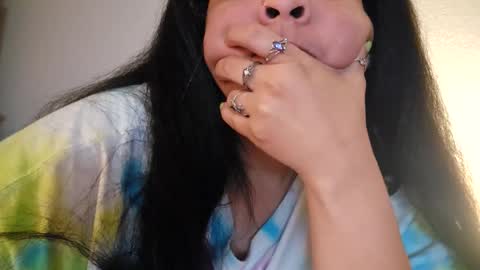 Snapshot of love_raquel_xo chatting on March 28, 3:06 am Raquel Love online show from March 28, 3:06 am