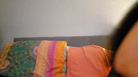Snapshot of love_raquel_xo chatting on April 29, 4:11 pm Raquel Love online show from April 29, 4:11 pm