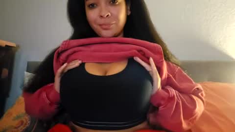 Raquel Love online show from July 1, 3:30 am