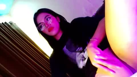 Seren online show from February 6, 12:59 am