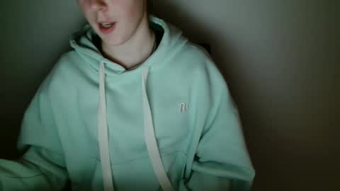 Vivian online show from February 5, 11:04 am