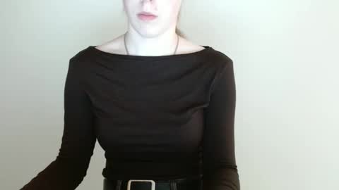 Snapshot of love_vivian chatting on May 8, 9:58 am Vivian online show from May 8, 9:58 am