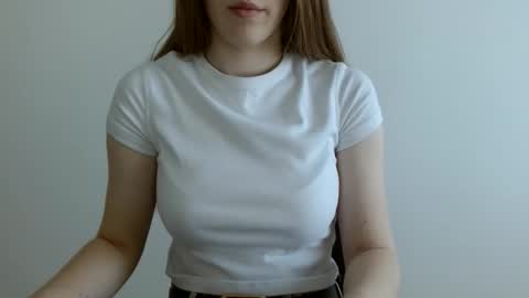 Snapshot of love_vivian chatting on June 1, 11:12 am Vivian online show from June 1, 11:12 am