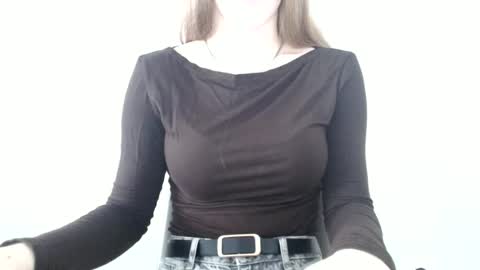 Snapshot of love_vivian chatting on June 12, 10:03 am Vivian online show from June 12, 10:03 am