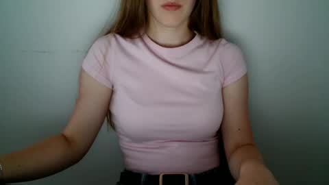 Snapshot of love_vivian chatting on July 14, 11:05 am Vivian online show from July 14, 11:05 am