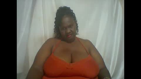 Lynn online show from November 24, 8:41 pm