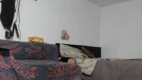 Snapshot of lovecreyzyshowcam chatting on May 10, 4:39 am Frank and Nathy online show from May 10, 4:39 am