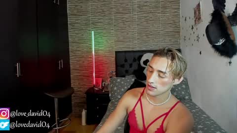 Snapshot of lovedavido04 chatting on May 6, 3:39 pm Angel David online show from May 6, 3:39 pm