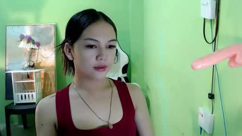 Snapshot of lovee_gelly chatting on October 29, 10:28 am Gelly online show from October 29, 10:28 am