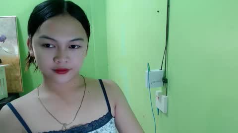 Snapshot of lovee_gelly chatting on November 15, 10:34 am Gelly online show from November 15, 10:34 am