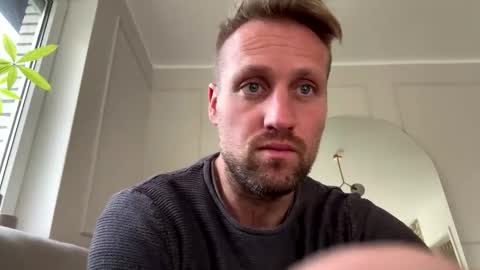 lovefuesse online show from October 31, 2:29 pm