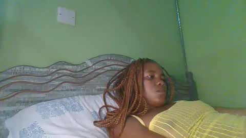 lovegal335 online show from January 12, 9:42 pm