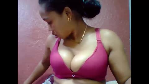 loveinlife750427 online show from December 20, 3:19 pm