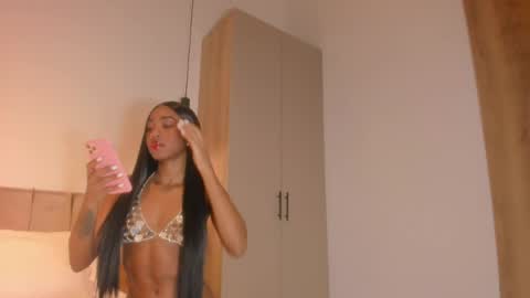 Val online show from April 29, 1:32 am