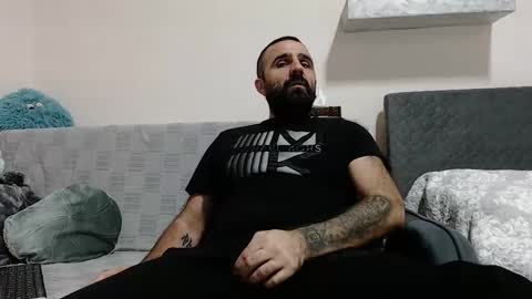 Snapshot of loveivat80 chatting on December 8, 6:17 pm loveivat80 online show from December 8, 6:17 pm