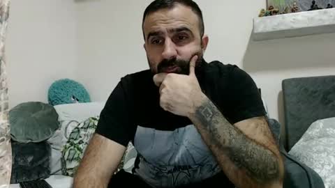 Snapshot of loveivat80 chatting on December 22, 5:32 pm loveivat80 online show from December 22, 5:32 pm