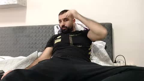 Snapshot of loveivat80 chatting on February 2, 8:35 am loveivat80 online show from February 2, 8:35 am