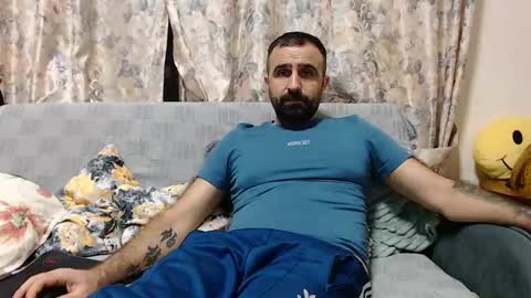 Snapshot of loveivat80 chatting on February 2, 6:53 pm loveivat80 online show from February 2, 6:53 pm