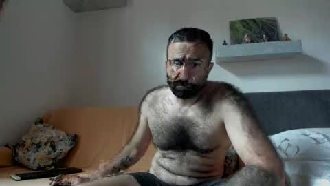 Snapshot of loveivat80 chatting on October 8, 8:34 am loveivat80 online show from October 8, 8:34 am